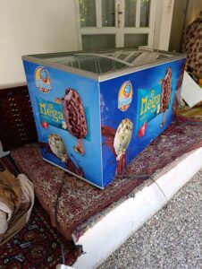 فریزر صندوقی 400 و 500 لیتری درب شیشه ای فروشگاهی در فروشگاه آرسین تجهیز لامرد