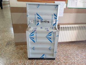 آبسردکن استیل صنعتی در فروشگاه آرسین تجهیز لامرد